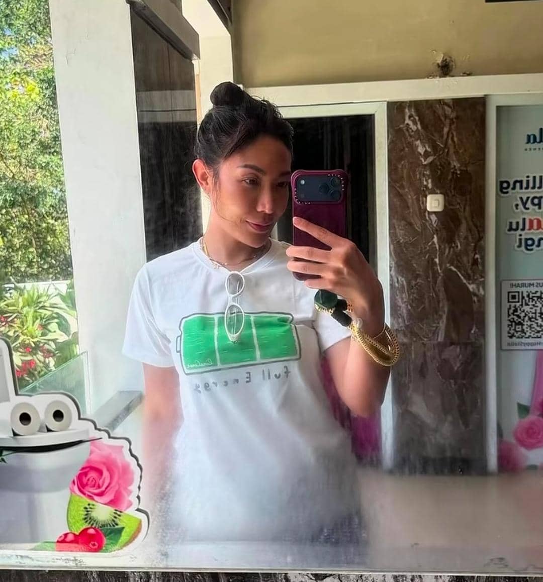 Ayu Dewi road trip ultah ke-42