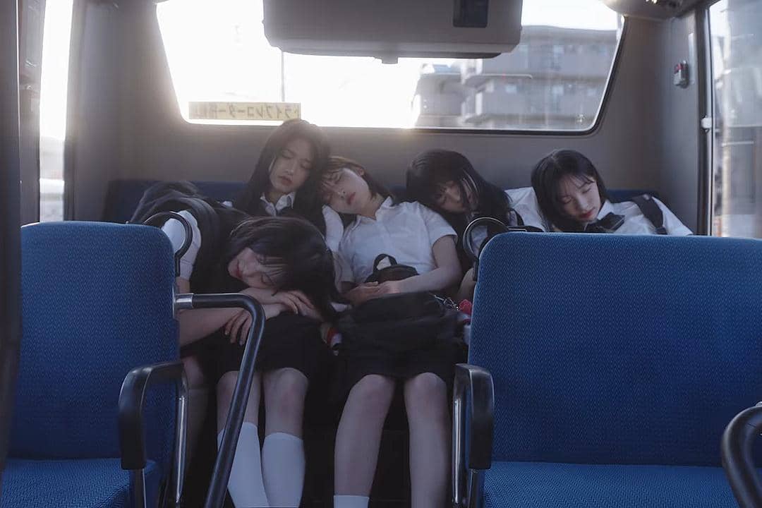 cuplikan MV lagu 'Deja Vu' milik RESCENE