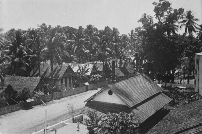 Suasana di salah satu sudut kota Makassar antara 1910 hingga 1925.