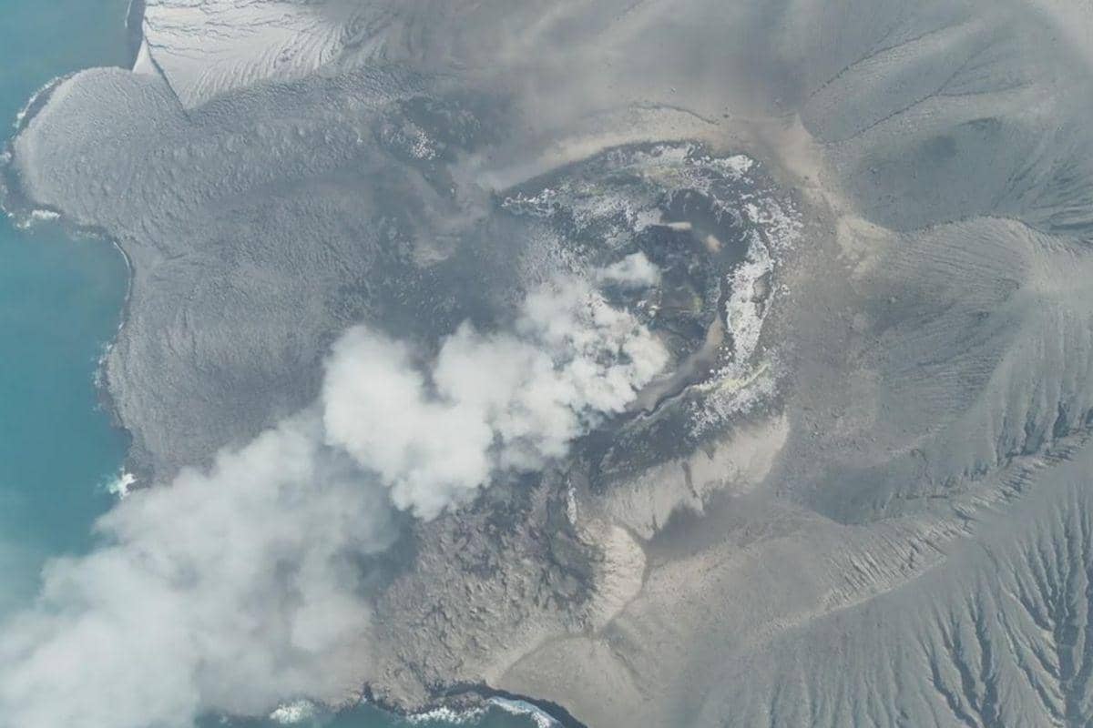 ANTARA Bantu Cari 5 Jurnalis Hilang Kontak saat Liput Anak Krakatau
