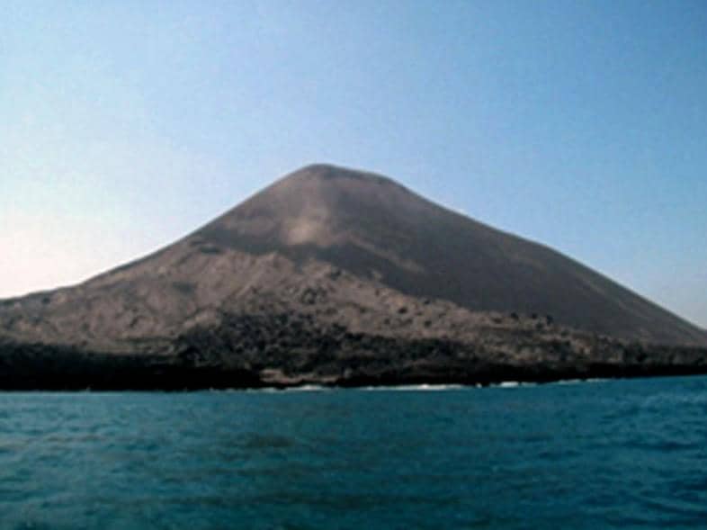 Gunung Anak Krakatau Erupsi Selama 10 Detik