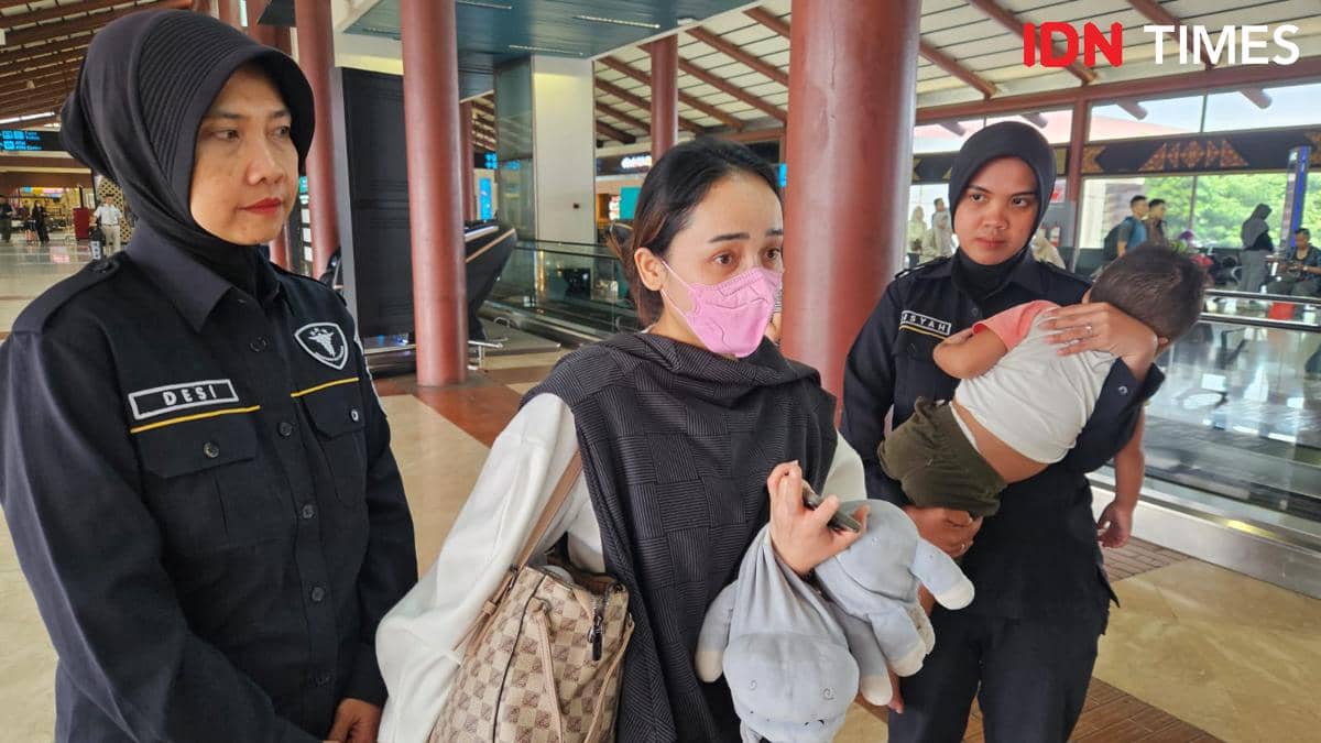 Proses Refund Lama, Ibu Bawa Balita Terlantar 2 Hari di Bandara Soetta
