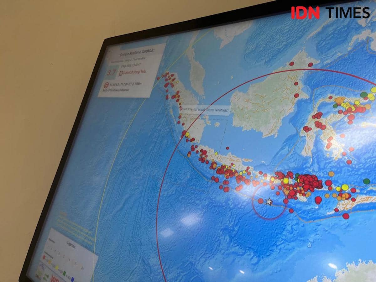 Anak Krakatau Kembali Erupsi, Kualitas Udara Balam Masih Tak Sehat
