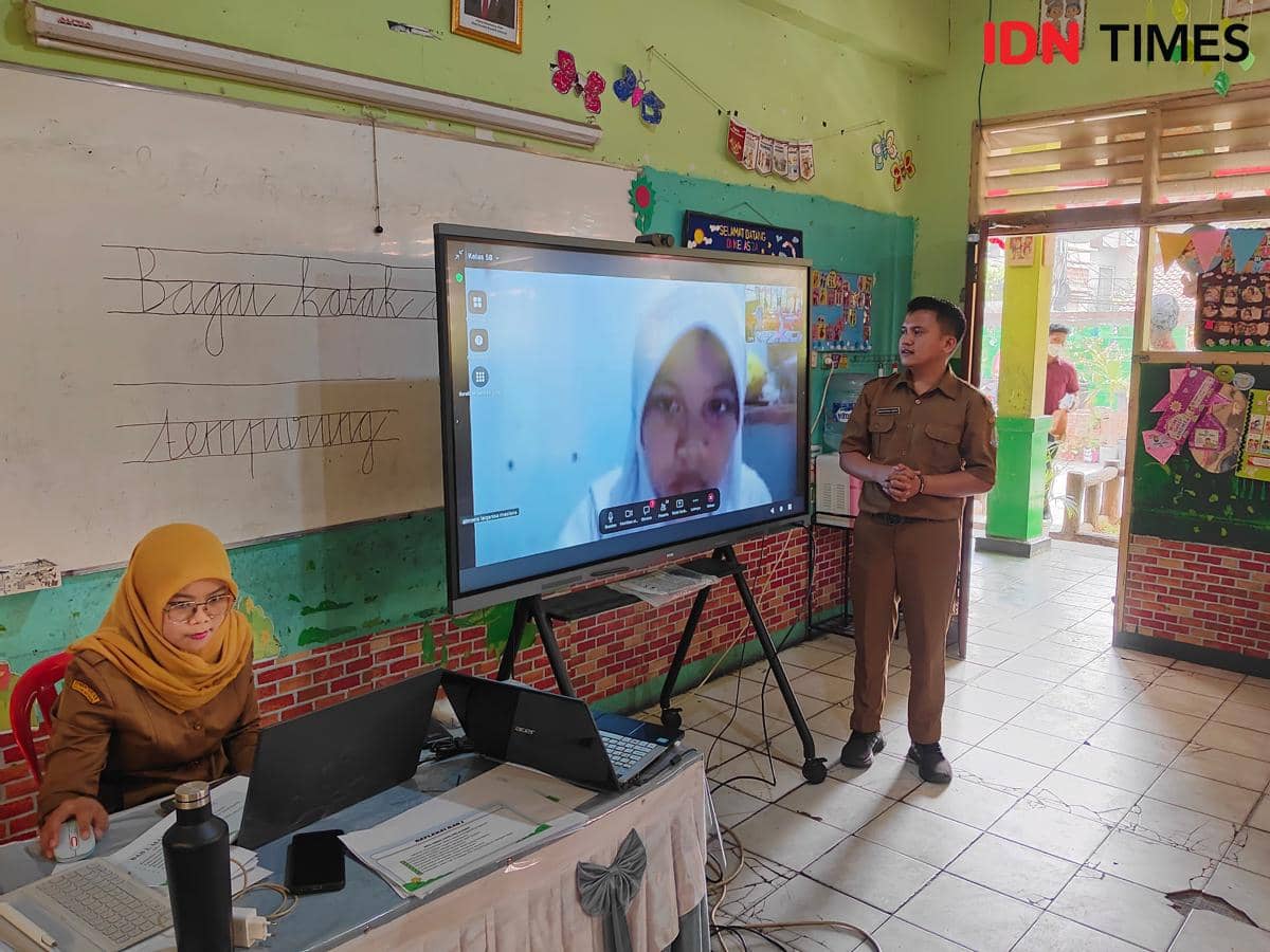 Pembelajaran jarak jauh (PJJ) diterapkan