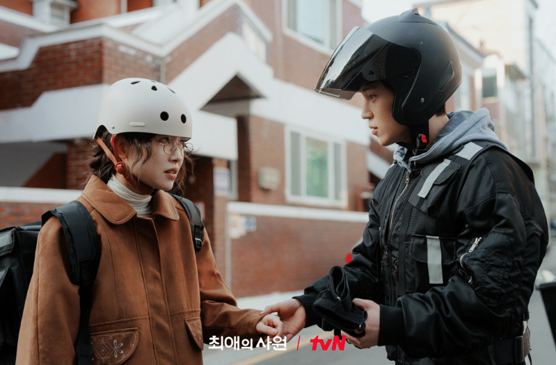Kim Ah Young dan Chun Woo Jin di drama My Bias, My Boss