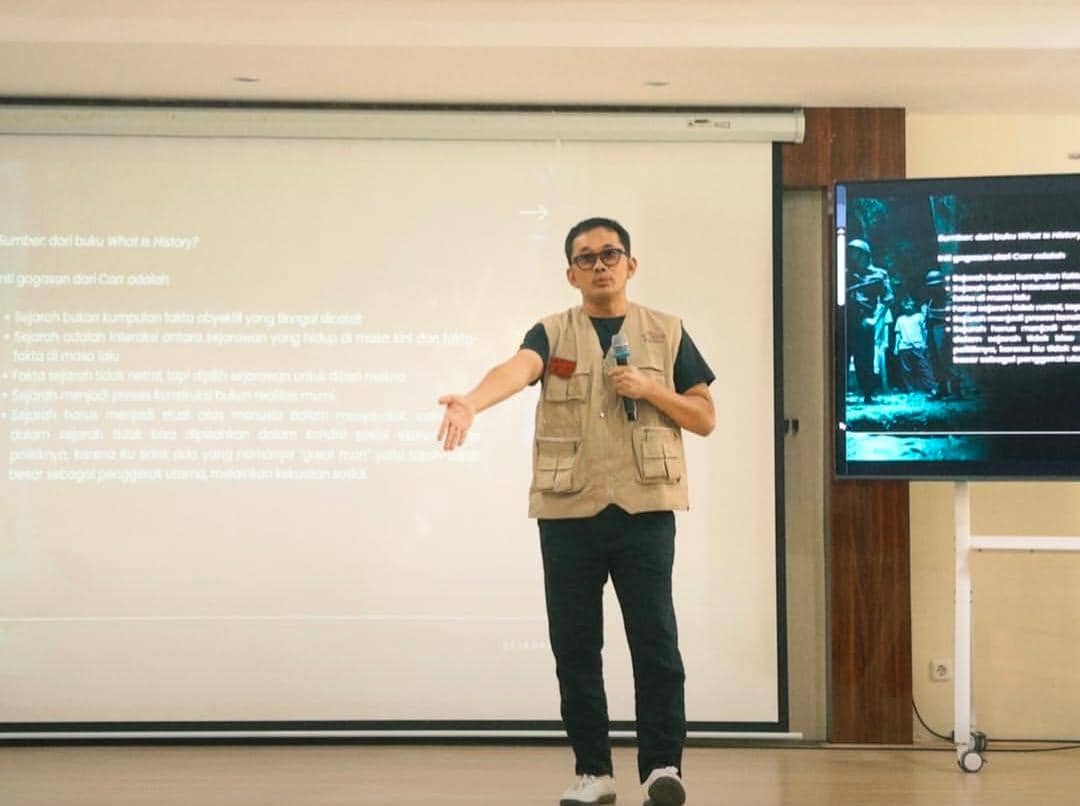 Hanung Bramantyo isi workshop di UPN Veteran Jakarta