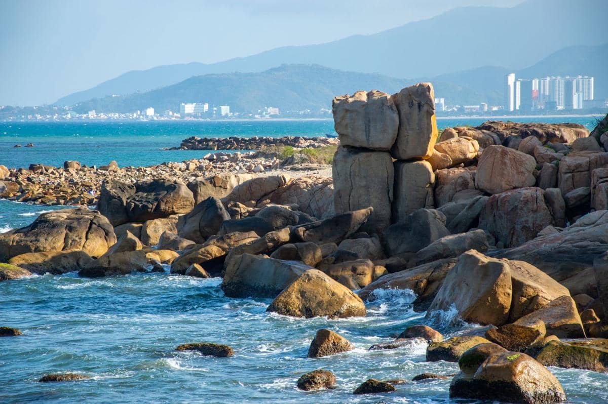 Tak Cuma Pantai, Ini 4 Hidden Gem yang Bisa Dijelajahi di Nha Trang