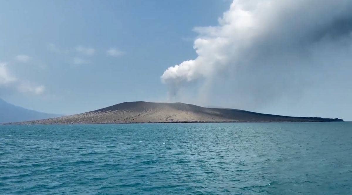 Ahli Itera: Erupsi Anak Krakatau Turun, tapi Masih Lepaskan Energi