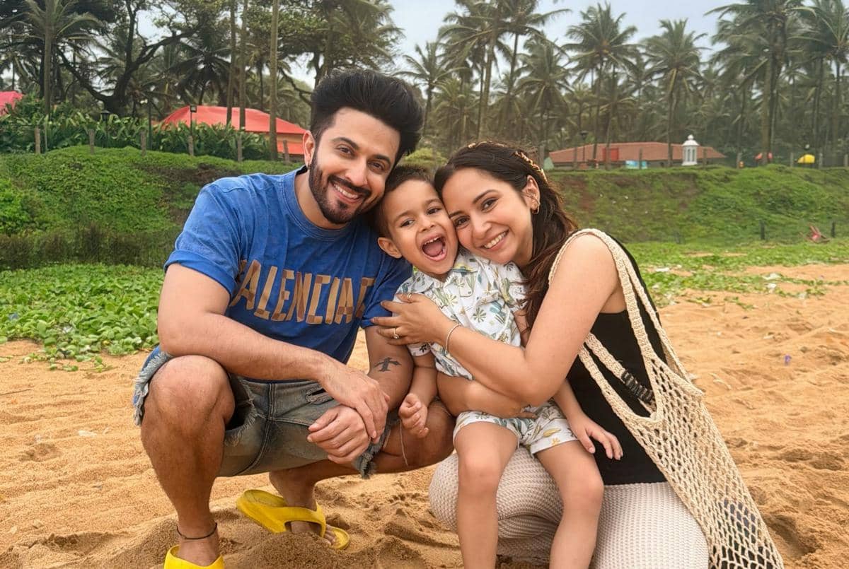 Dheeraj Dhoopar Ajak Istri dan Anak Liburan ke Goa, Seru Abis!