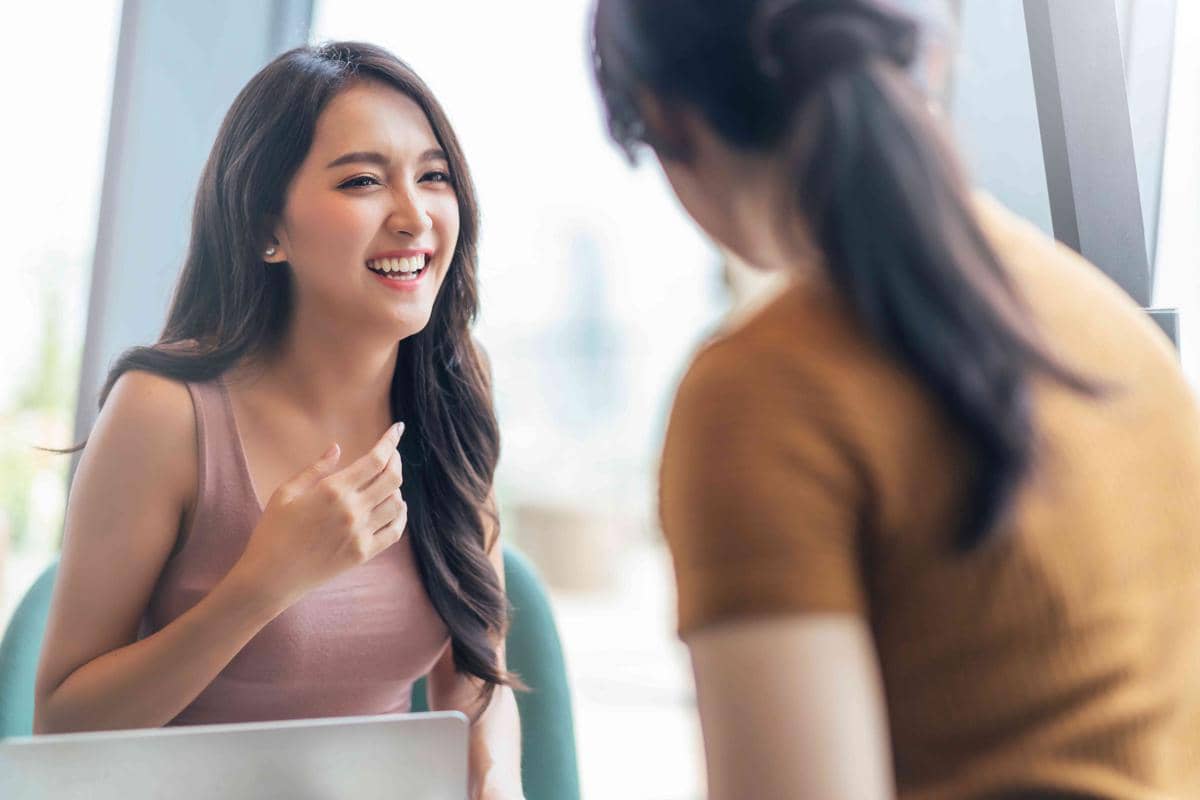 5 Hal yang Bikin Chemistry dengan Seseorang Terasa Kuat
