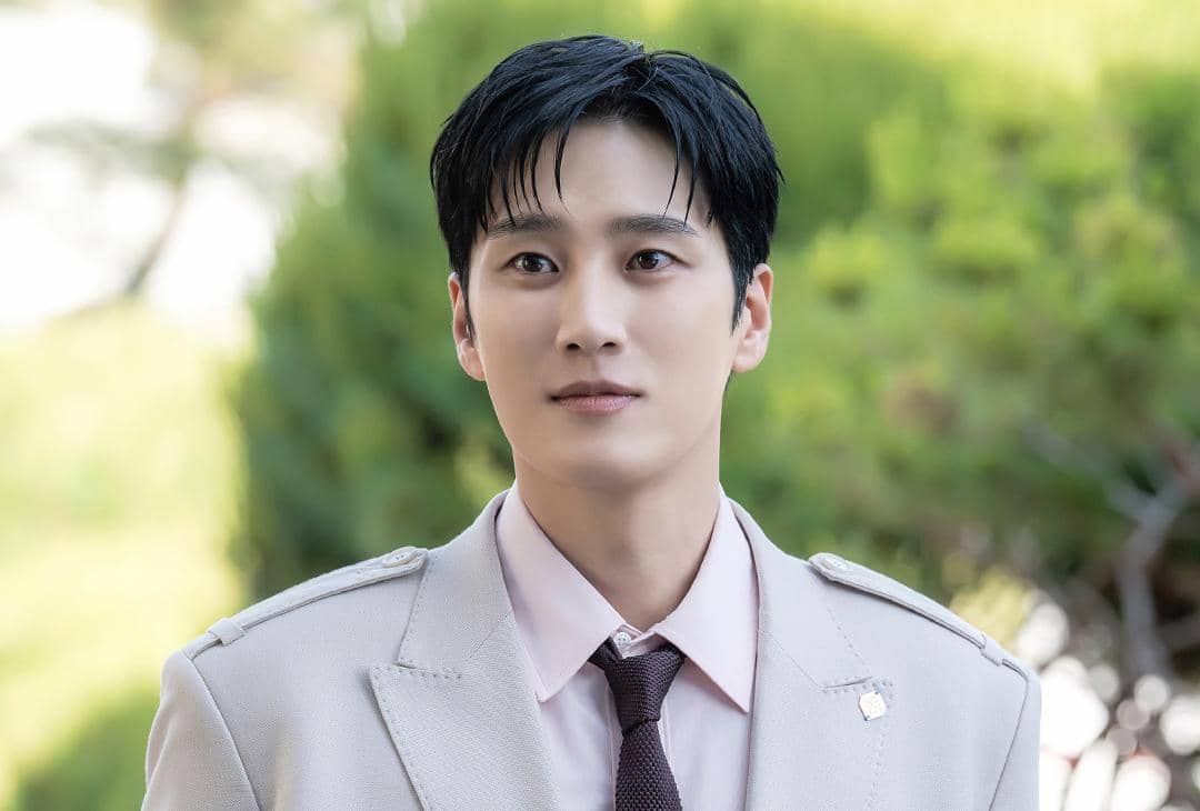 5 Bukti Jin I Soo Bukan Lagi Chaebol Manja di Flex x Cop 2