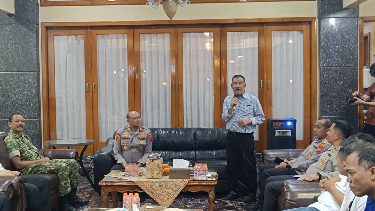 Kumpulkan Bobotoh di Rumah Pribadi, Umuh Minta Suporter Tak ke GBK