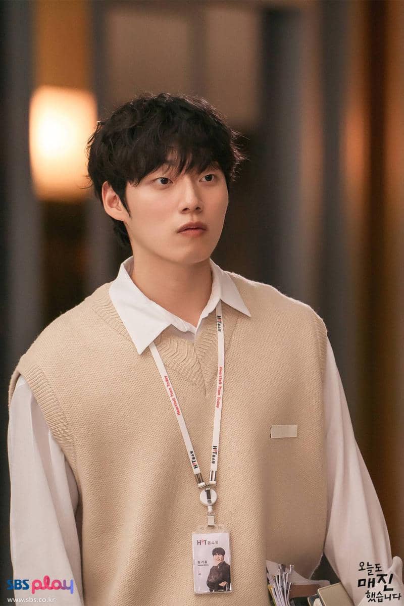Yoon Jae Chan dalam drama Sold Out on You