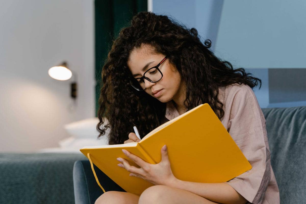 5 Aktivitas untuk Menenangkan Pikiran yang Lagi Berisik