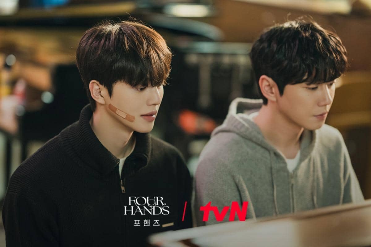 Still cut dari Four Hands, Two Sonatas produksi tvN sebagai materi promosi resmi serial drama tersebut.