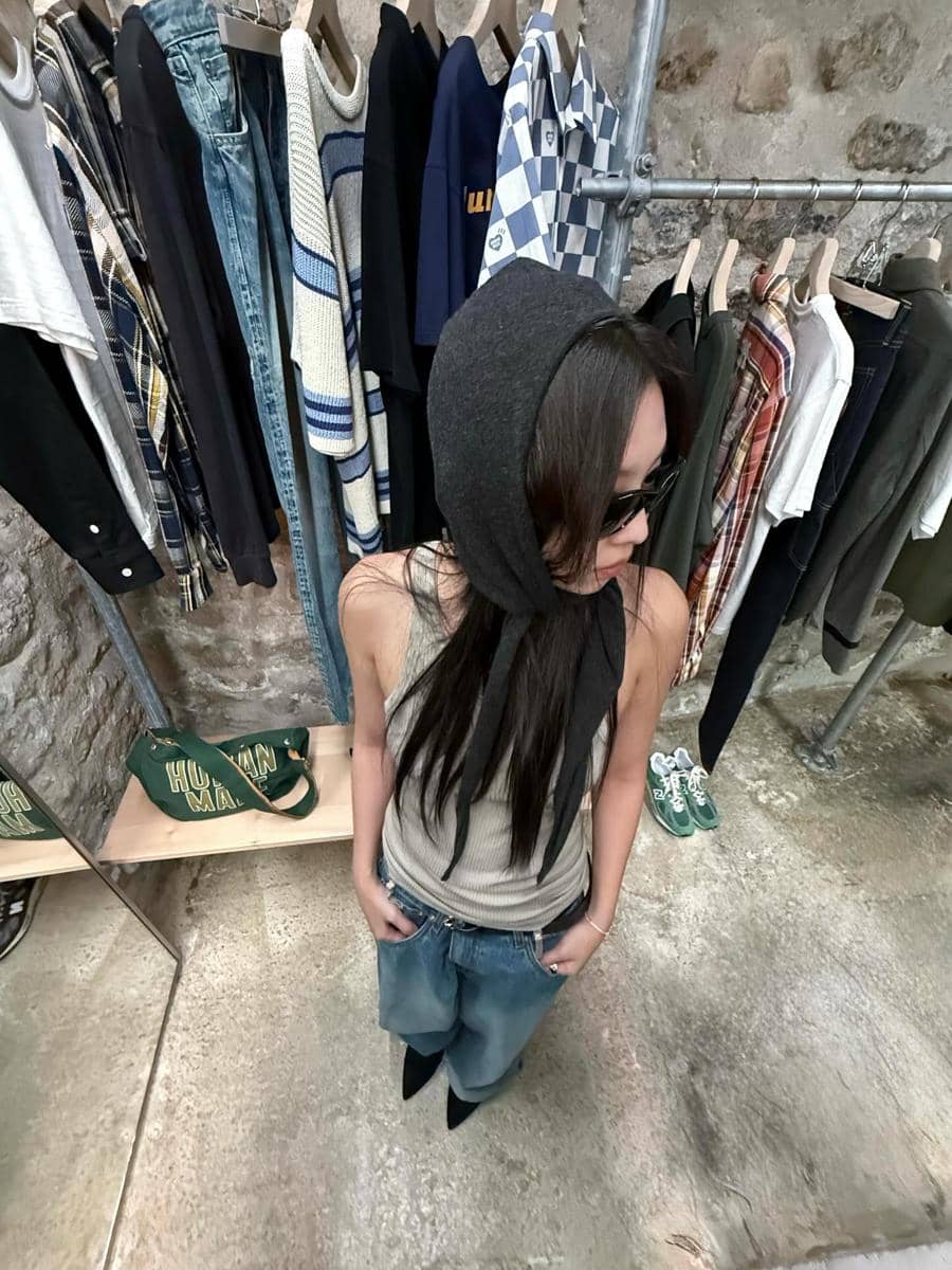 Potret Jennie BLACKPINK yang diunggah melalui akun Instagram pribadinya, @jennierubyjane, dalam sebuah unggahan.