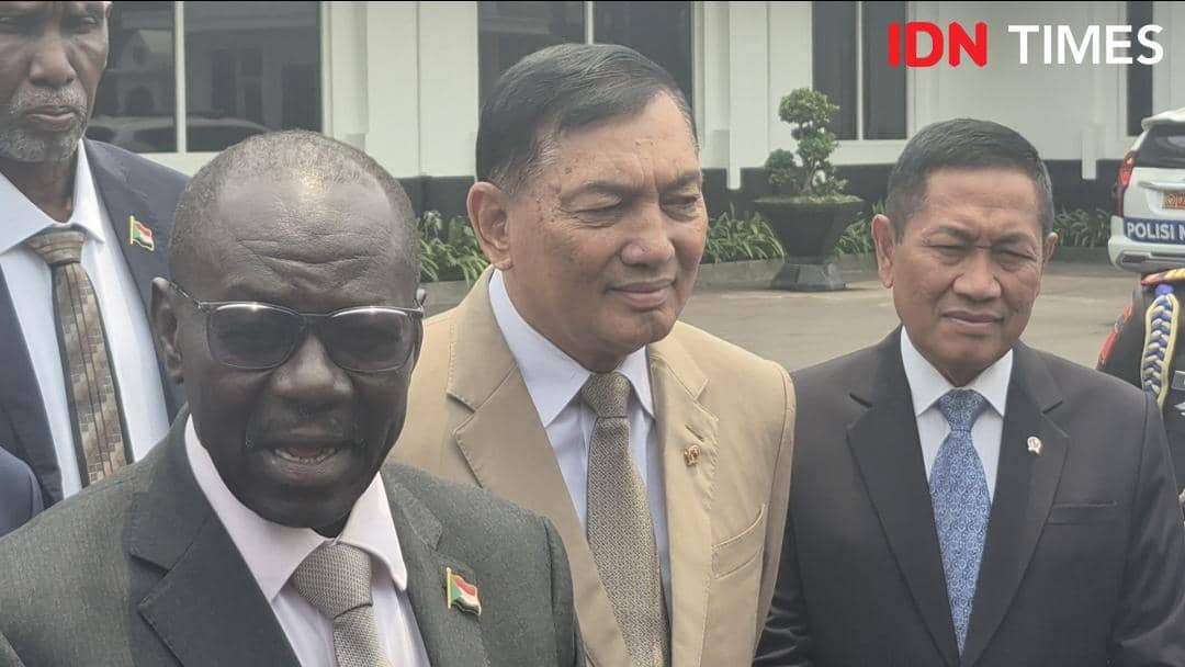 Menhan Sudan Sambangi Kemhan, Tertarik Senjata Ringan Buatan Pindad