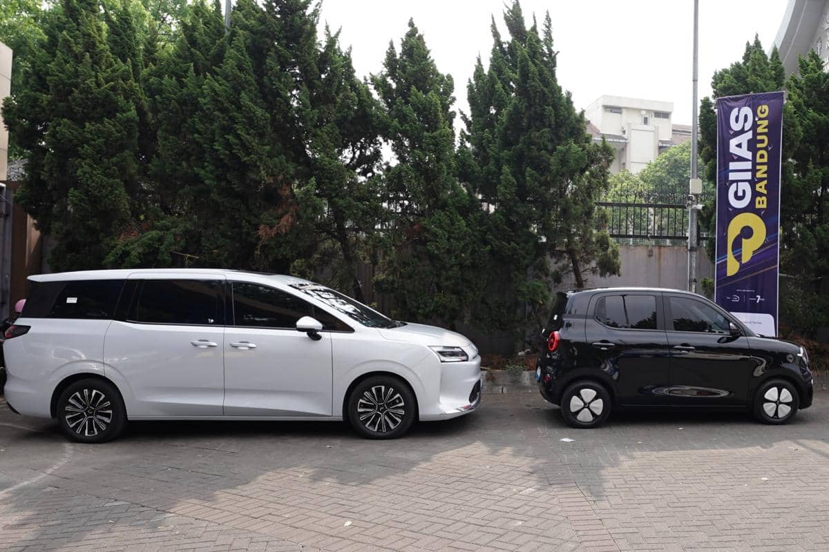 Selain Aira ev, masyarakat Bandung juga dapat mencoba secara langsung mengendarai Darion EV dan Eksion EV di area test drive.jpg