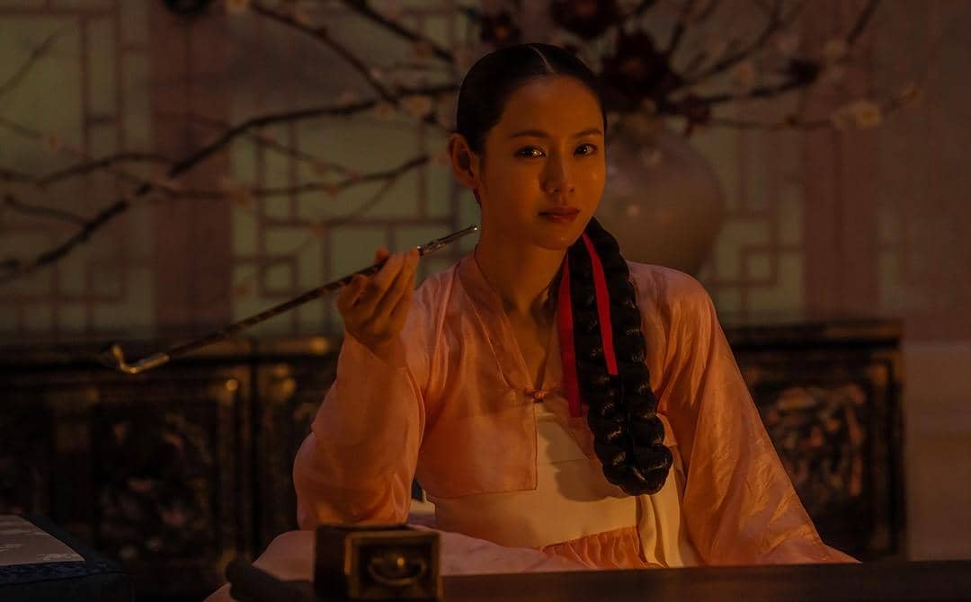 Potongan adegan dari The Scandal yang didistribusikan Netflix, sebagaimana tercantum pada keterangan gambar.