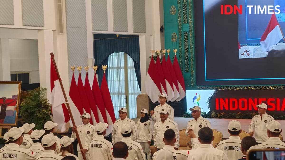 Kibaran Merah Putih Tanda Prabowo Lepas Kontingen RI ke Asian Games