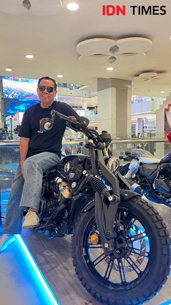 Benelli Napoleon Bob 250, motor 250 cc bergaya Eropa. (IDN Times/Martin L Tobing).