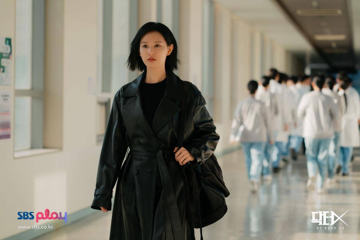 Still cut Doctor X: Age of the White Mafia