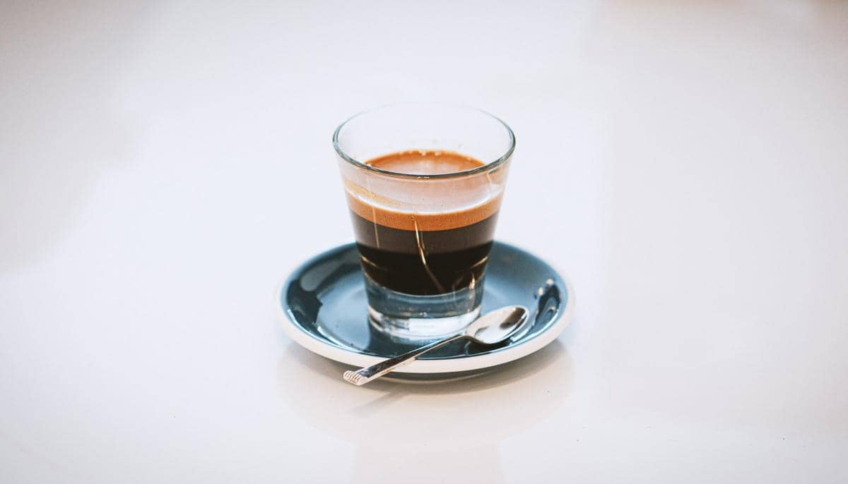 ilustrasi caffe corretto