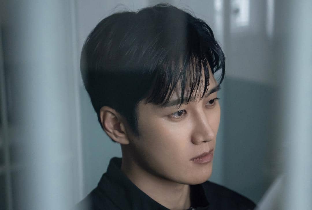 Potongan adegan dari drama Korea Flex x Cop 2 yang diunggah melalui akun Instagram resmi SBS Drama.