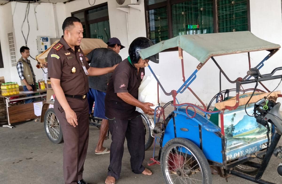 Becak Listrik dari Prabowo Dibagikan di Bogor, Becak Jadul Disita Pemkot