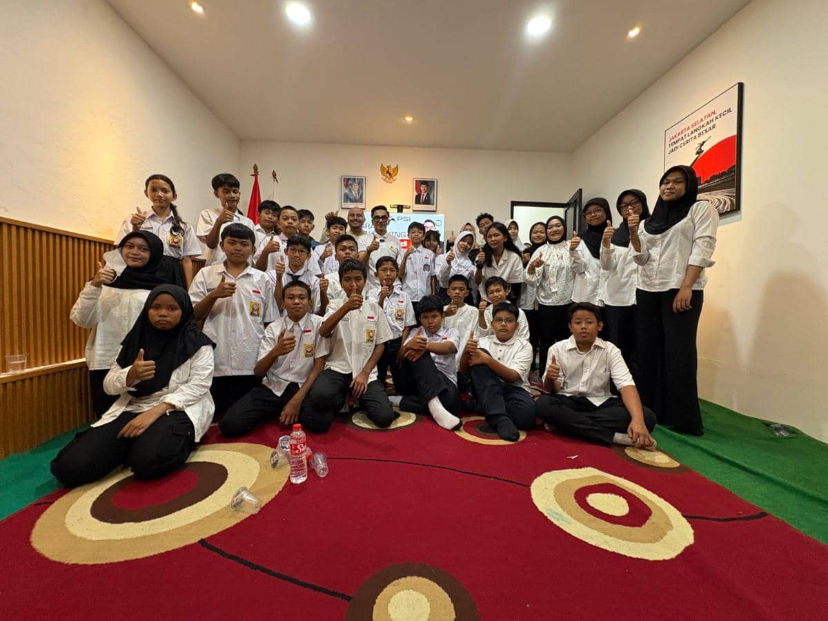 PSI Beri Beasiswa bagi Anak Putus Sekolah di Jakarta