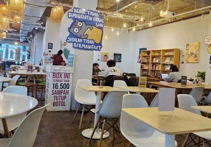 suasana Sahasra Coffee Cikini, Jakarta Pusat 