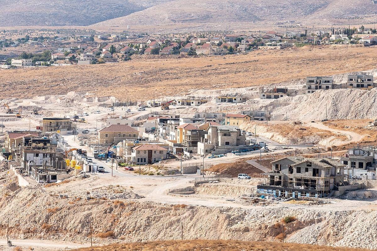 Pembangunan rumah baru di permukiman ilegal Israel, Eldad, selatan Betlehem, Tepi Barat.