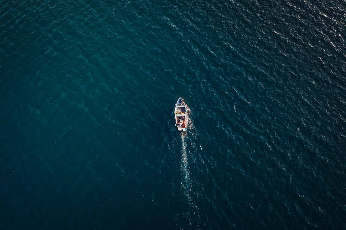 Kenapa Korban Hilang di Laut Sulit Ditemukan dari Udara?