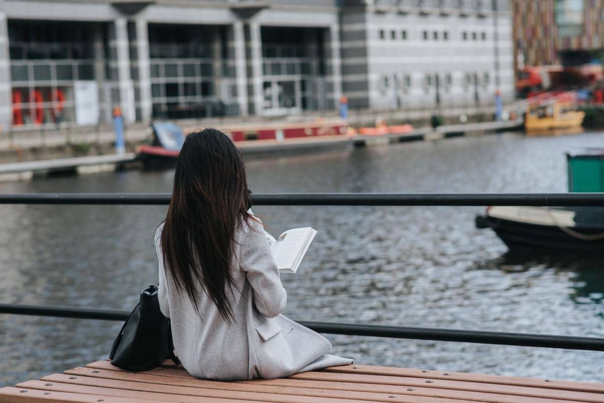 5 Novel Berlatar Skotlandia, Bikin Pengin Traveling ke Sana