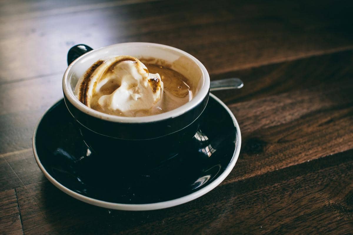 ilustrasi fiaker coffee