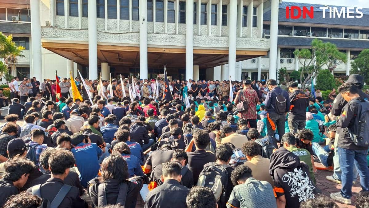Mahasiswa Desak Pemprov Aceh Buka Rincian Anggaran Rehab Rekon