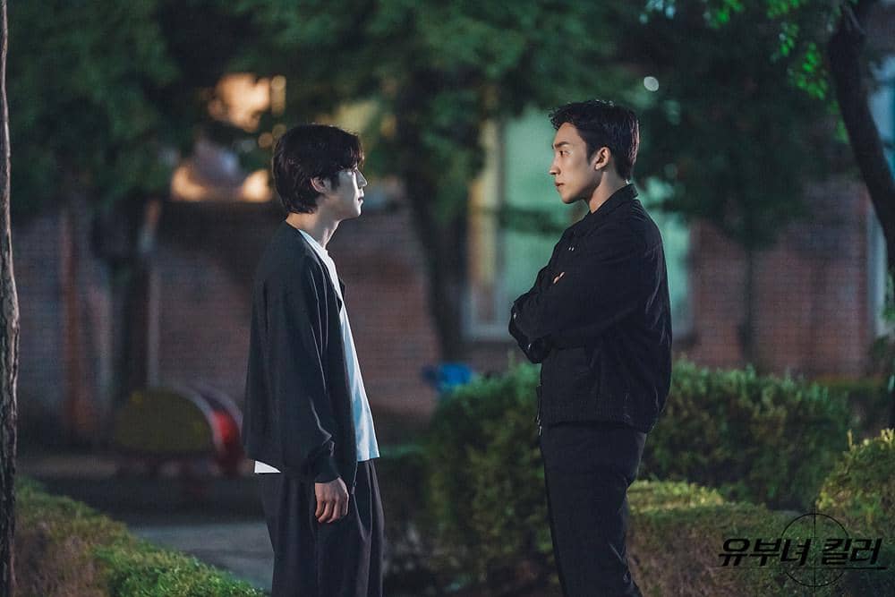 Jung Joon Won dan Lee Sang Yi di A Bona Fide Killer