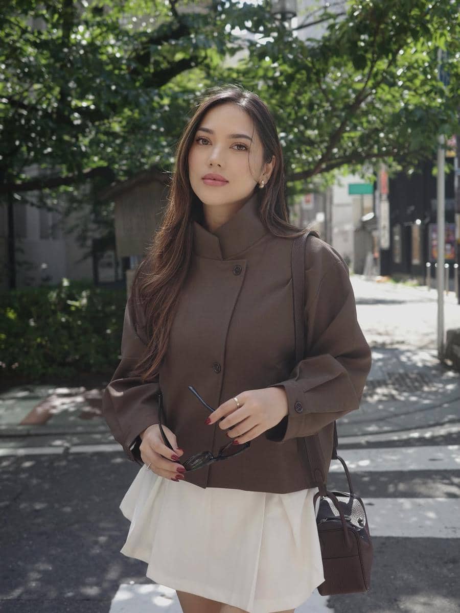 outfit serba cokelat Nabila Gardena