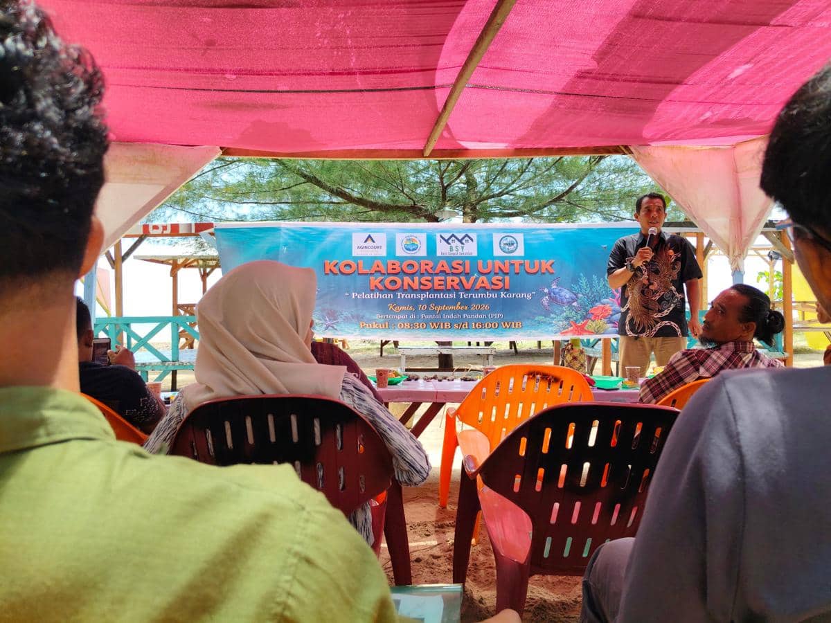 Kelompok Konservasi Laut Nusantara (KKLN) dampingan Bank Sampah Yamantab menggelar pelatihan Transplantasi Terumbu Karang di Pantai Indah Pa