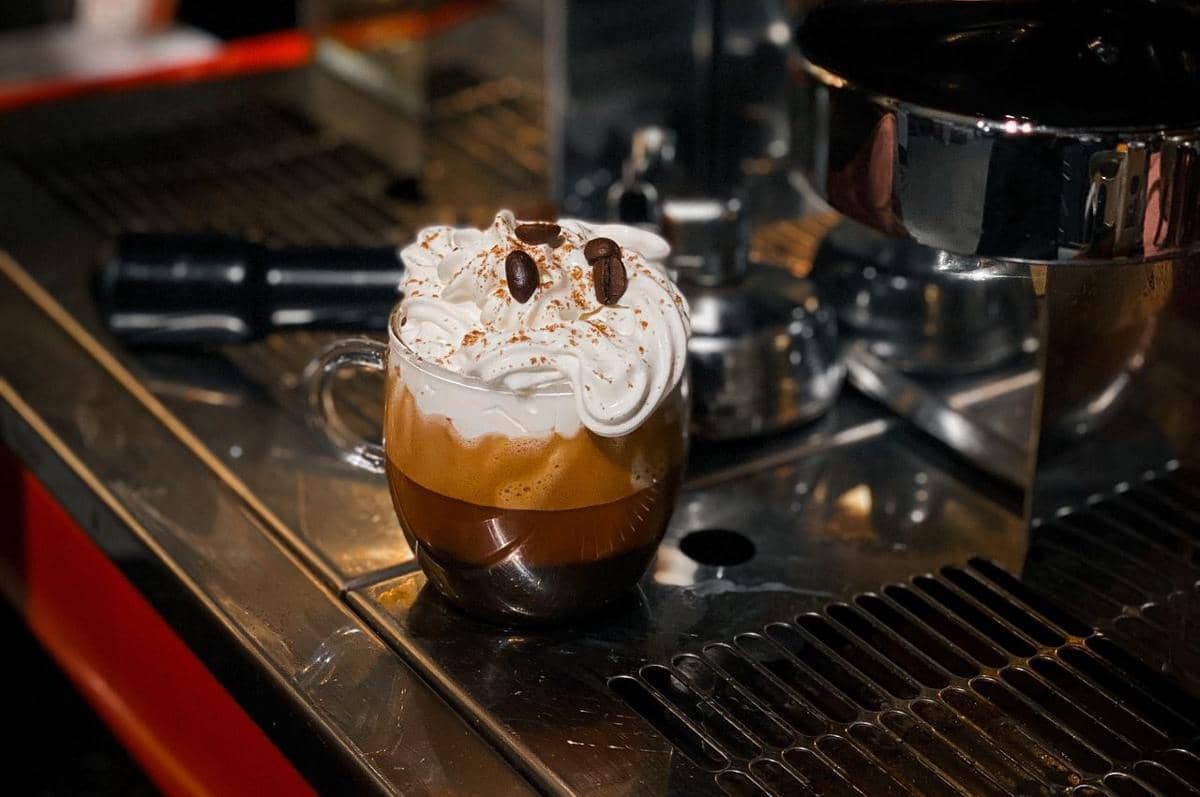 Resep Marocchino, Kopi Creamy Italia dengan Sentuhan Cokelat
