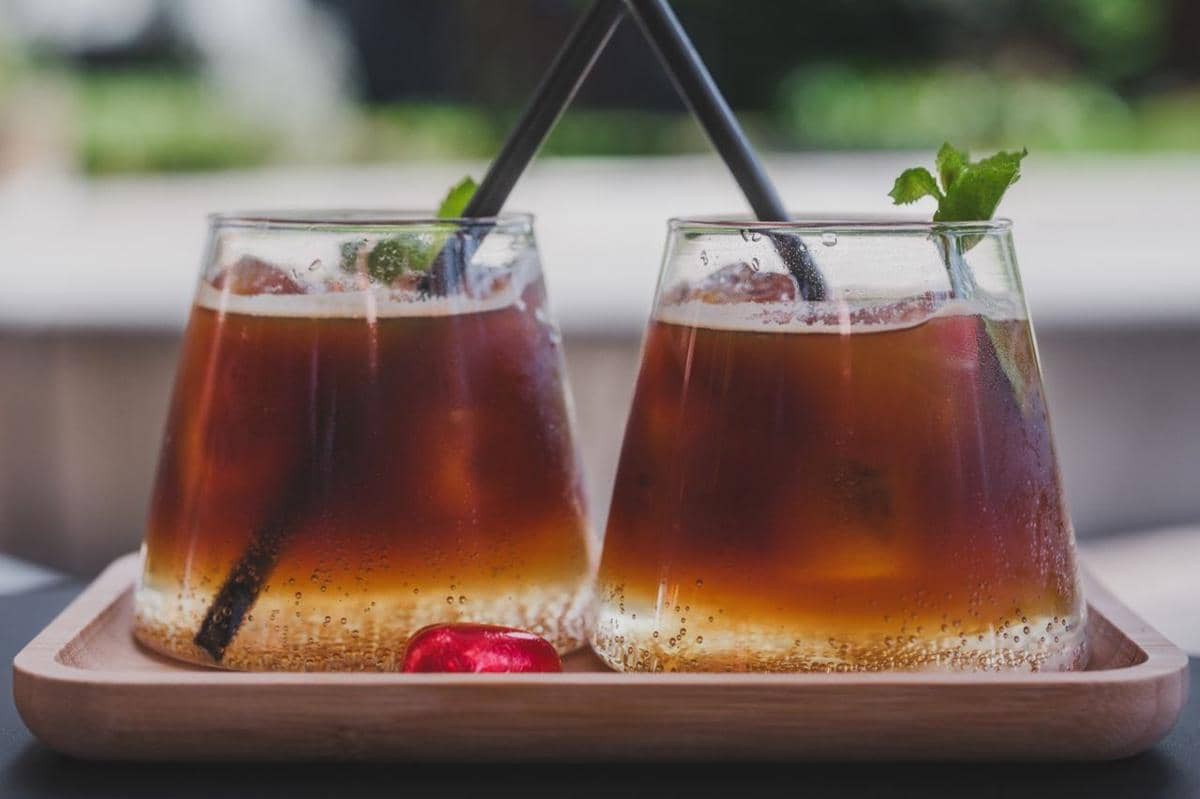 ilustrasi yuzu espresso tonic