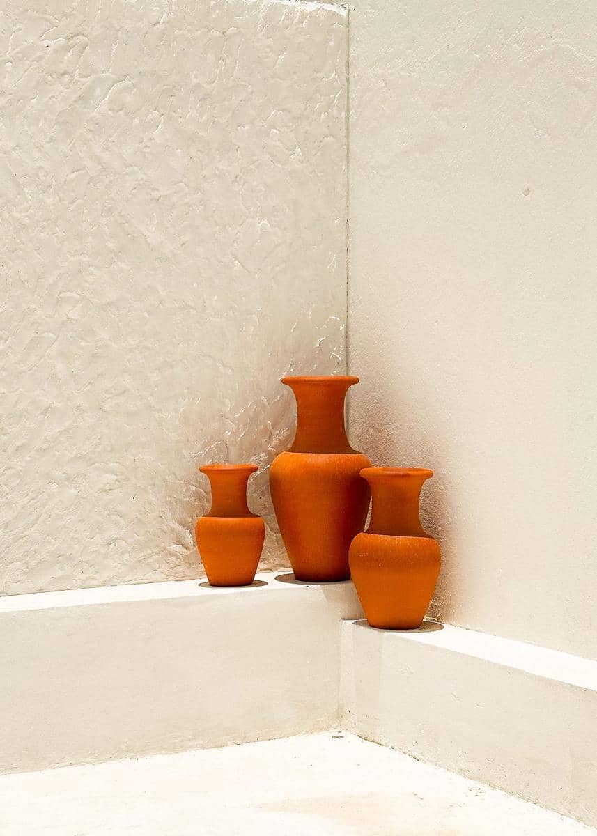Ilustrasi vas terracotta (pexels.com/Jacque Dias)