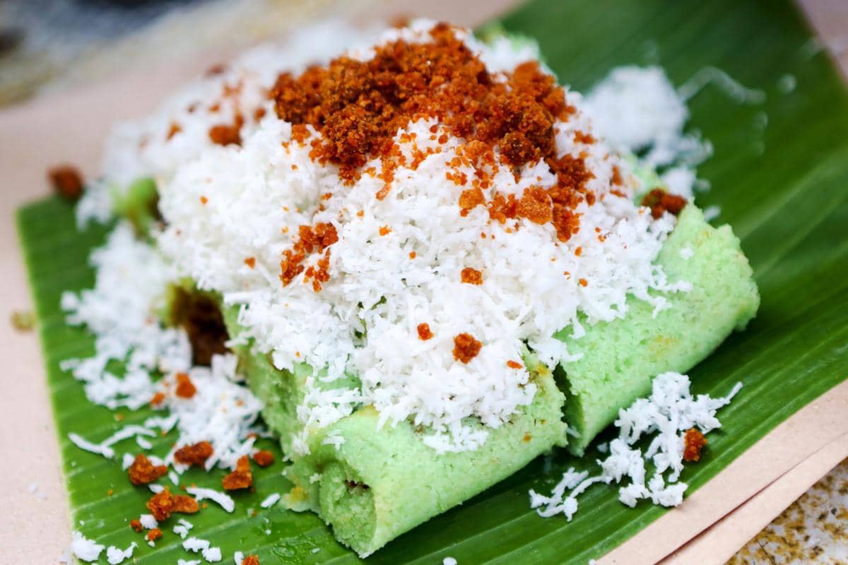 Resep Kue Putu Daun, Jajanan Jadul yang Lembut dan Wangi Pandan