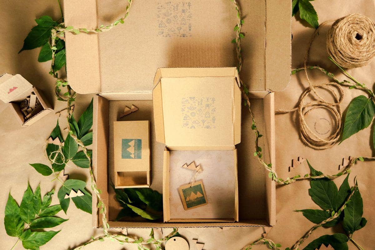 ilustrasi kotak khusus self-care kit