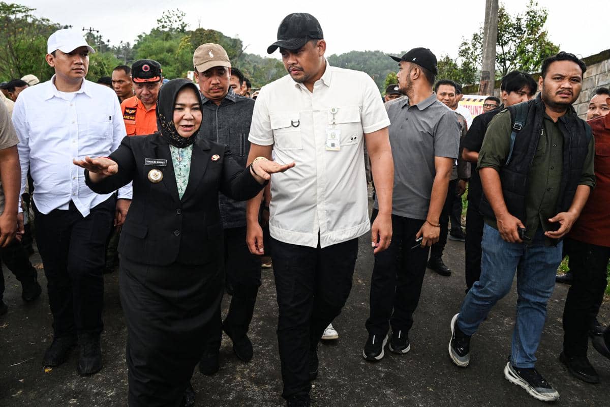 110926_GUBSU TINJAU RUAS JALAN PAMA SEMILIR_04.jpg.jpeg