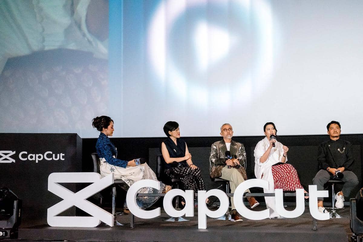Dari kiri ke kanan: Mouly Surya (sutradara dan penulis skenario), Lukman Sardi (aktor), Jessica Wowor (Head of Content Operations, CapCut Indonesia), serta Gustav Anandhita (kreator AI) (dok. CapCut)
