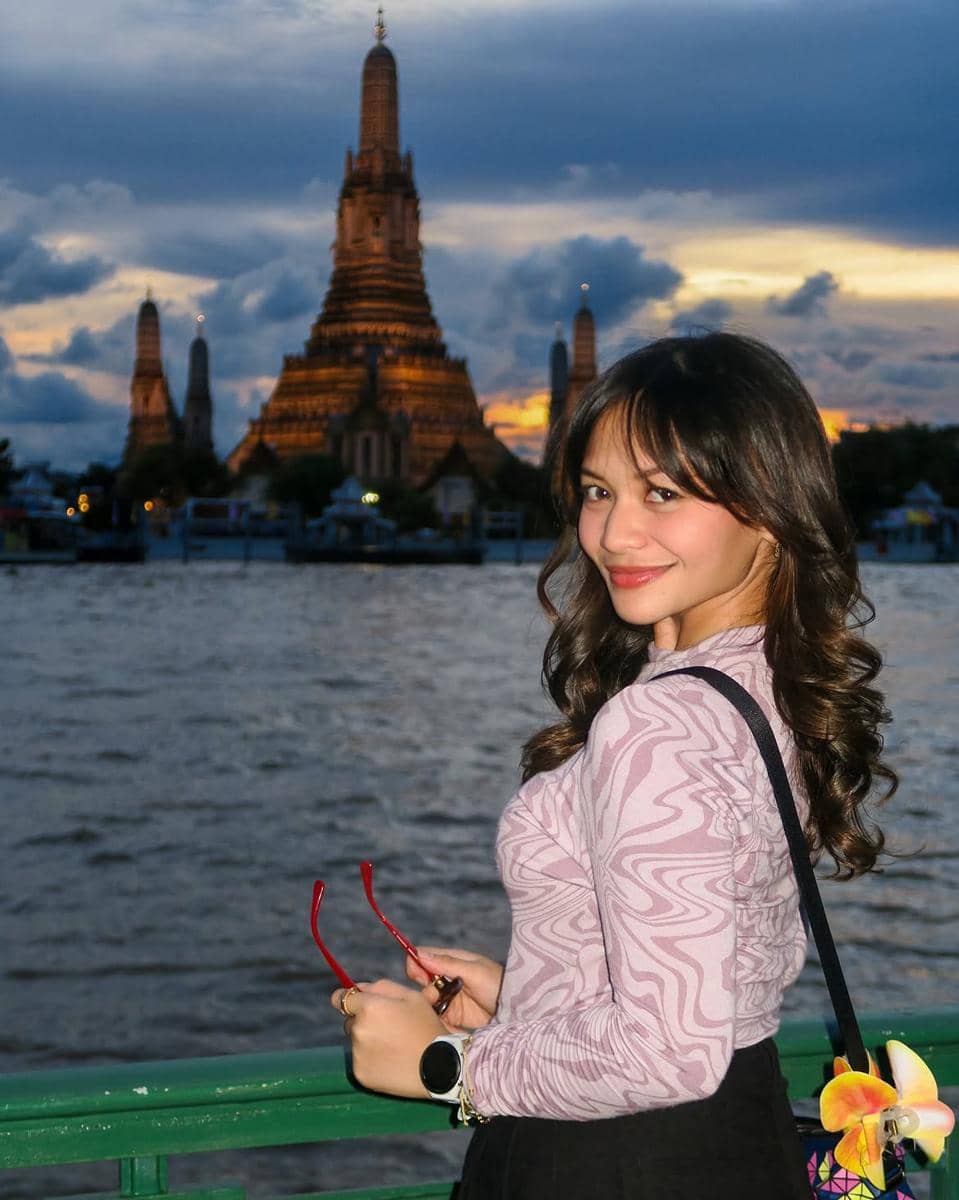 ide gaya rambut ala Amel Carla yang cocok untuk kuliah