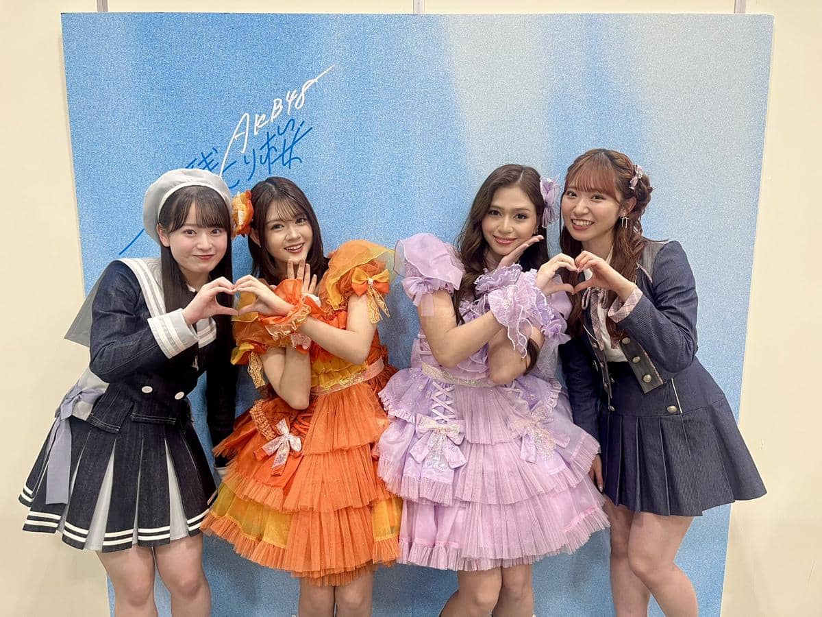 Member JKT48 dan AKB48