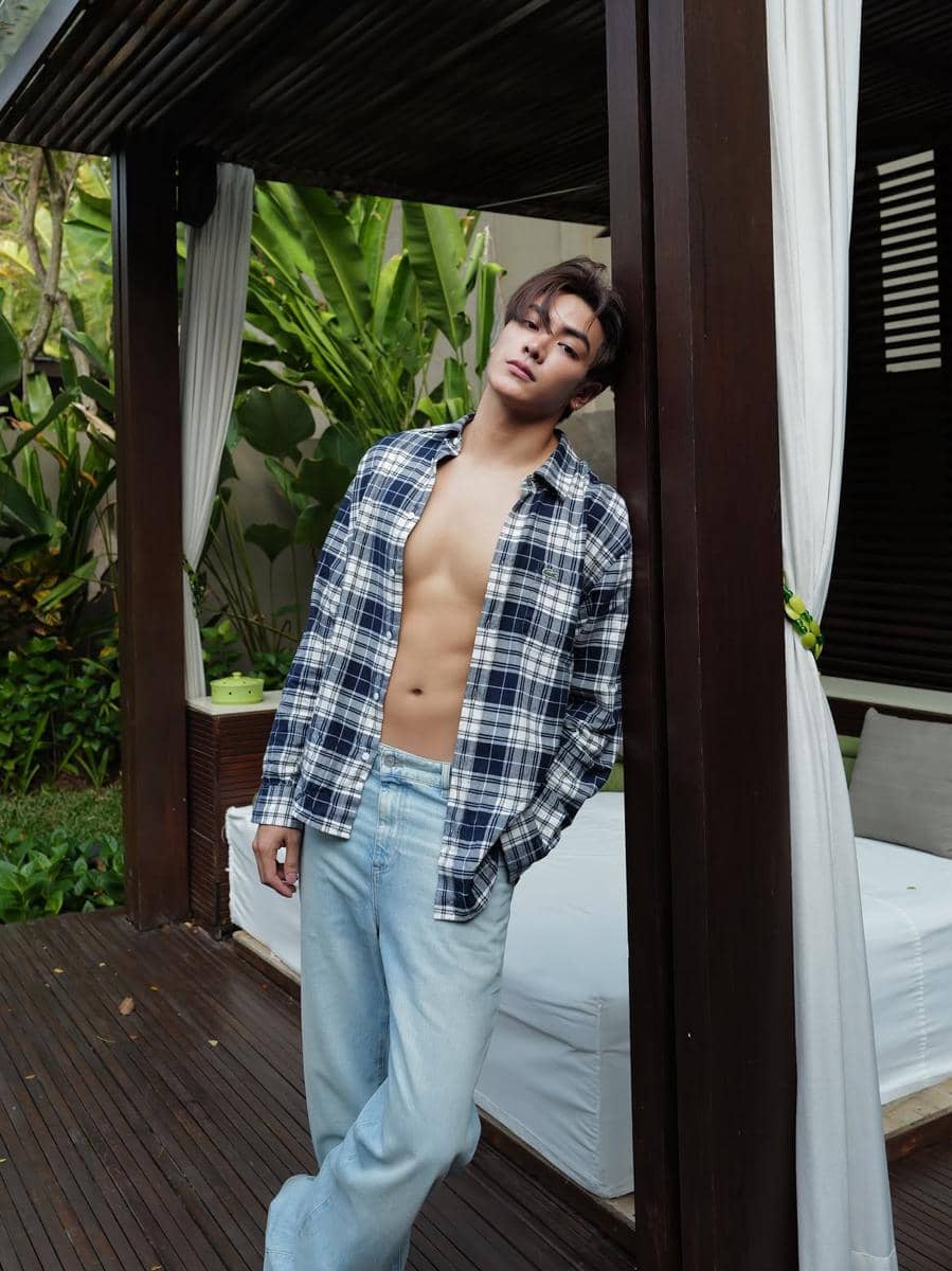 momen Joong Archen di Bali
