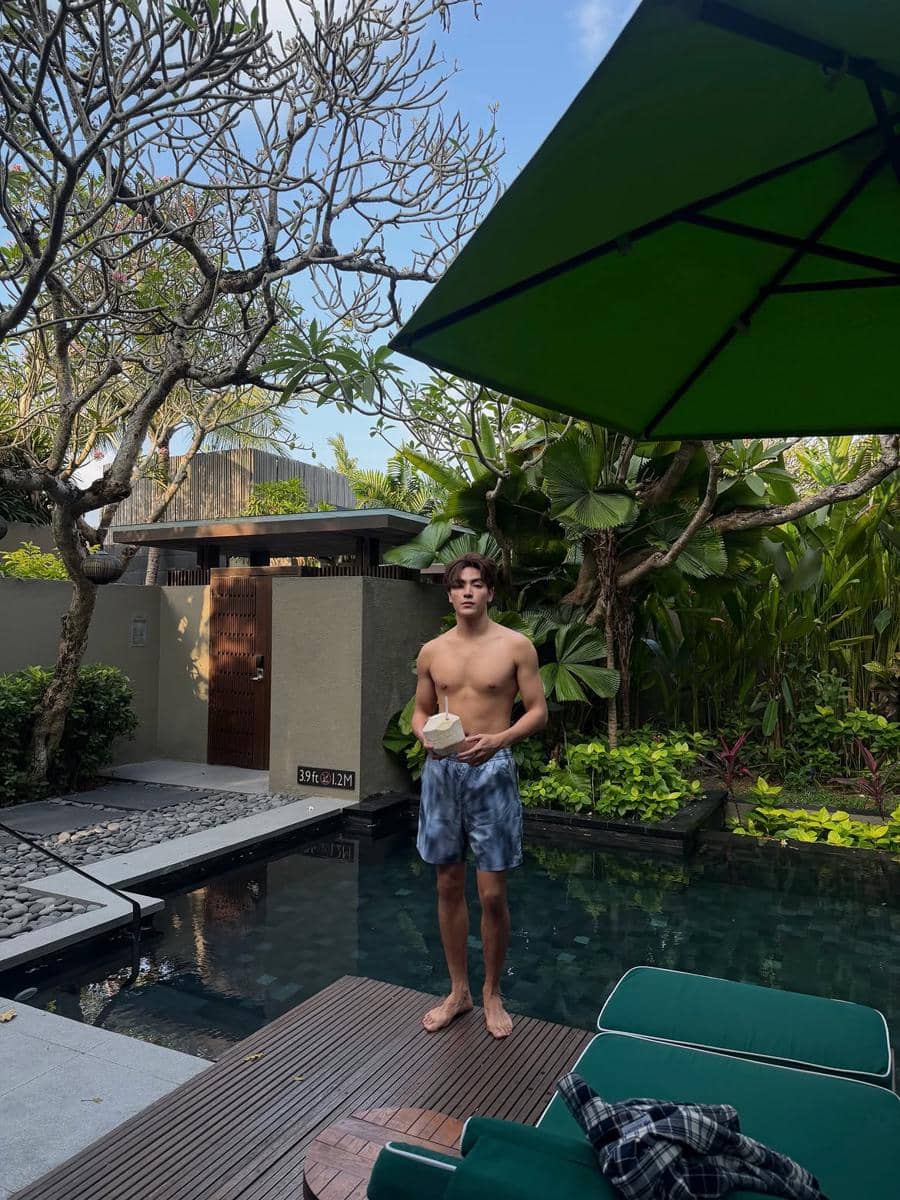 momen Joong Archen di Bali